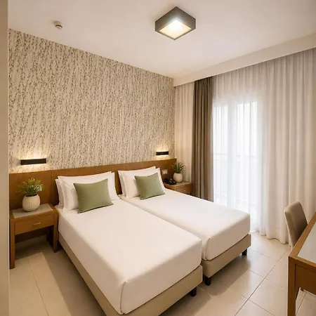 Hotel La Costiera 4*